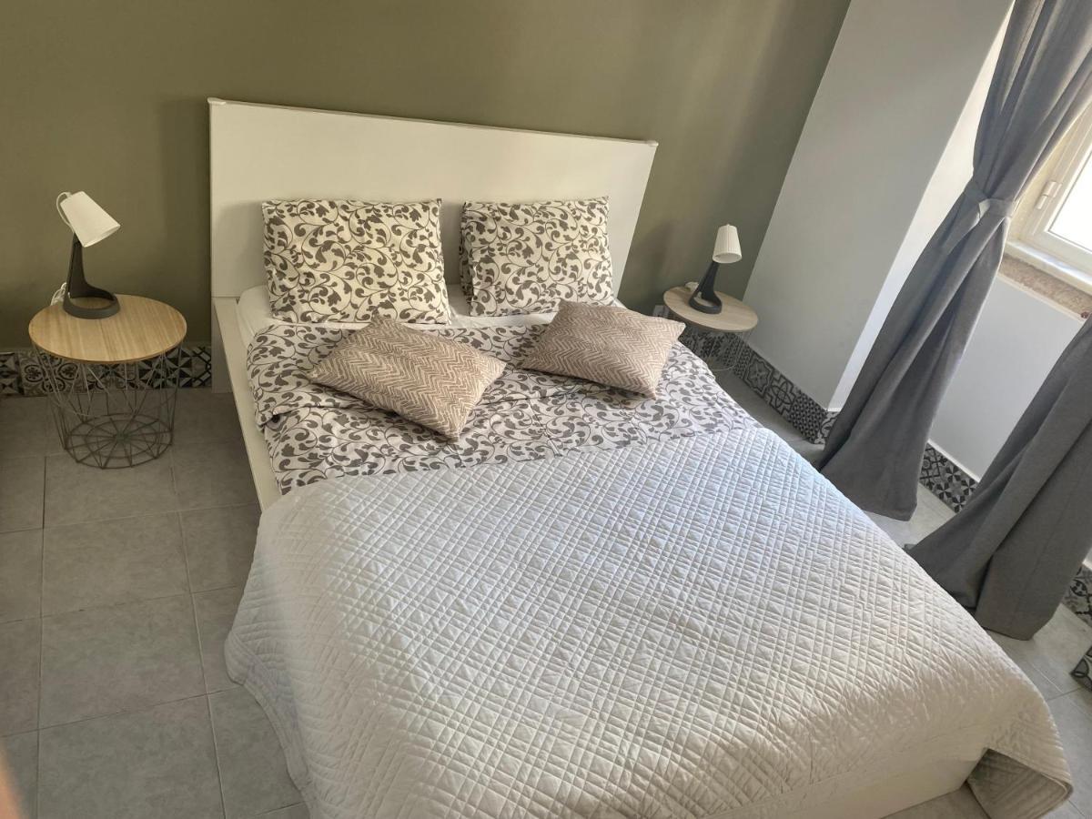 Cozy House Setubal Apartment ภายนอก รูปภาพ
