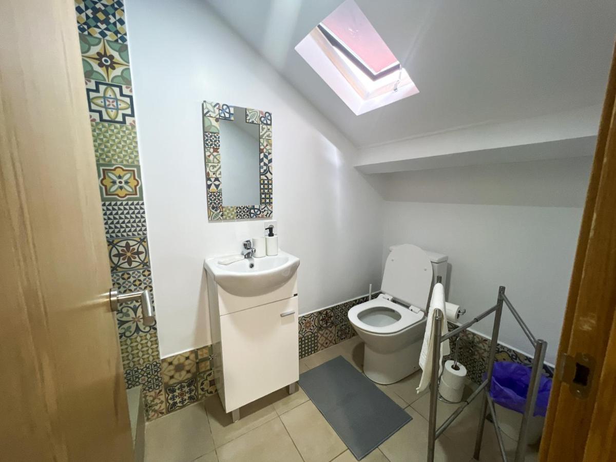 Cozy House Setubal Apartment ภายนอก รูปภาพ
